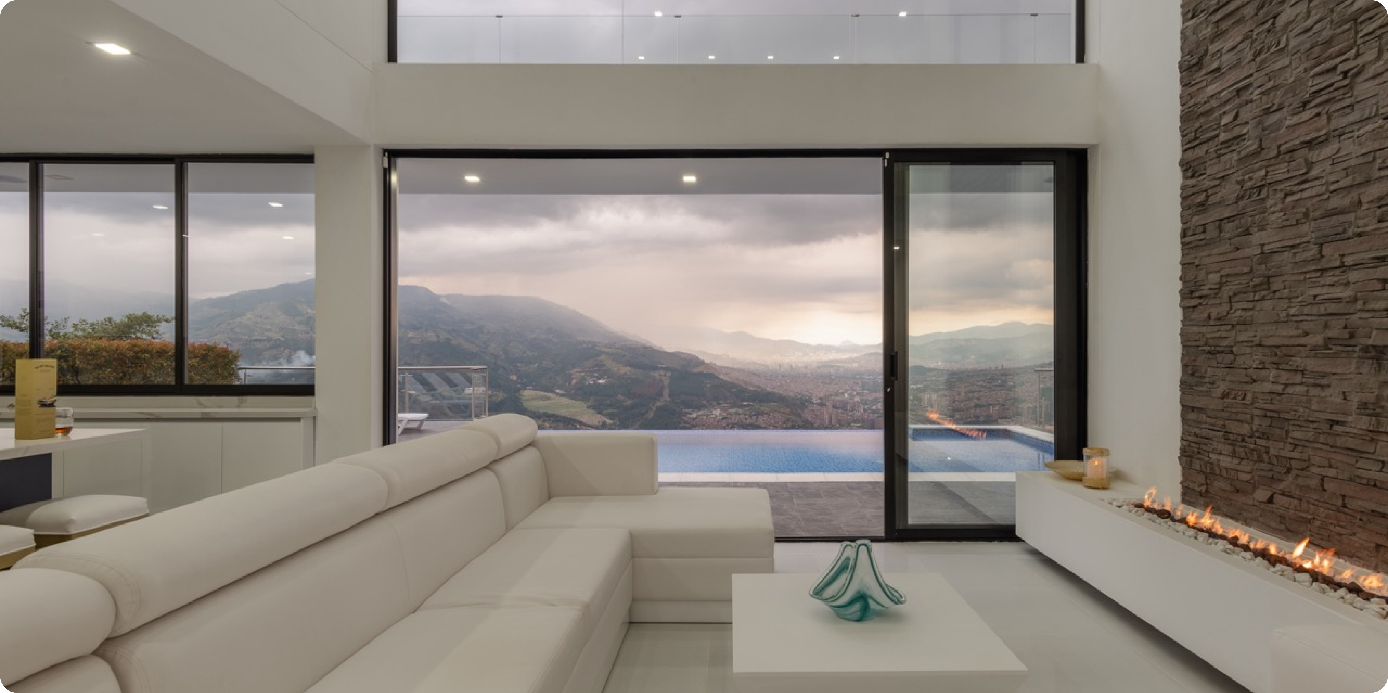 House of Monaco - Casa Mira luxury mansion exterior